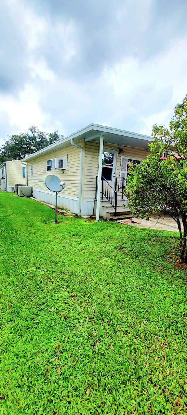 3642 Langley Ln, Zephyrhills, FL 33541 - photo 6