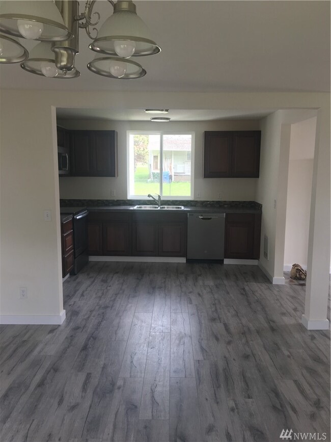 32 SW 4th St, Chehalis, WA 98532 - photo 7