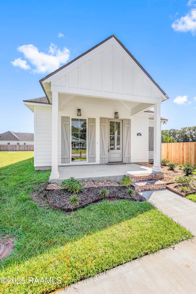 366WBroussardFront-2