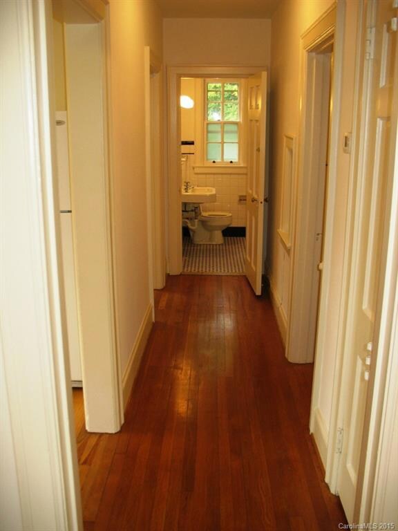 414 S Center St, Statesville, NC 28677 - photo 6