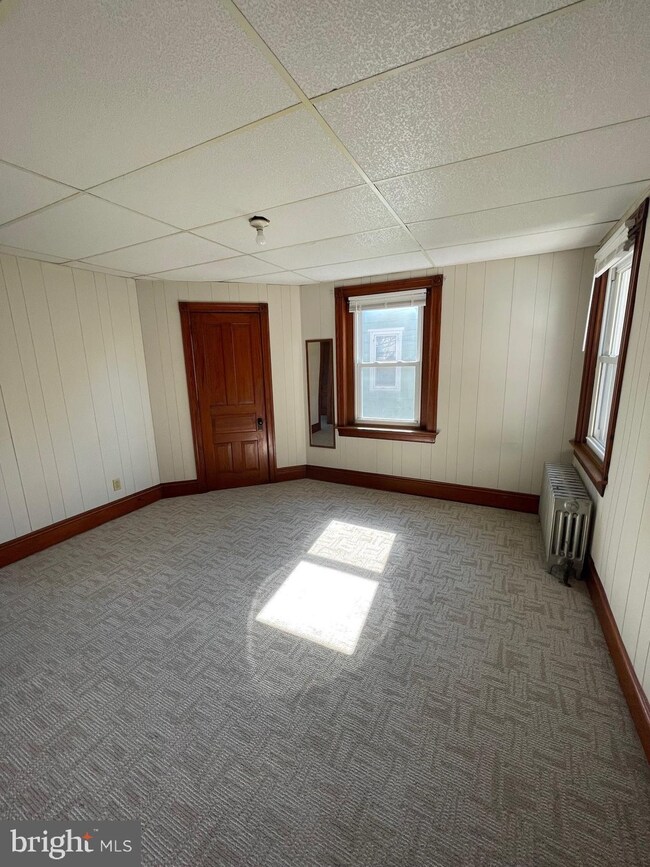 323 Erie Ave, Quakertown, PA 18951 - photo 6