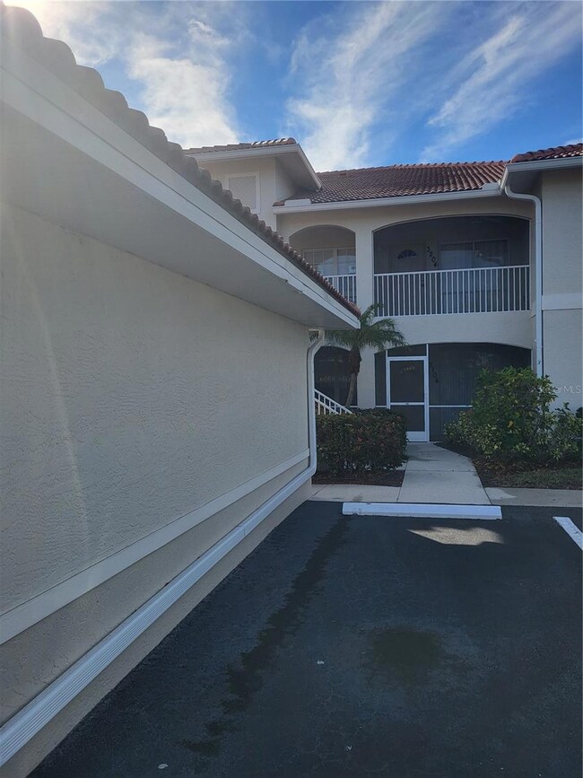 3104 L Pavia Blvd unit 3104, Venice, FL 34292 - photo 2