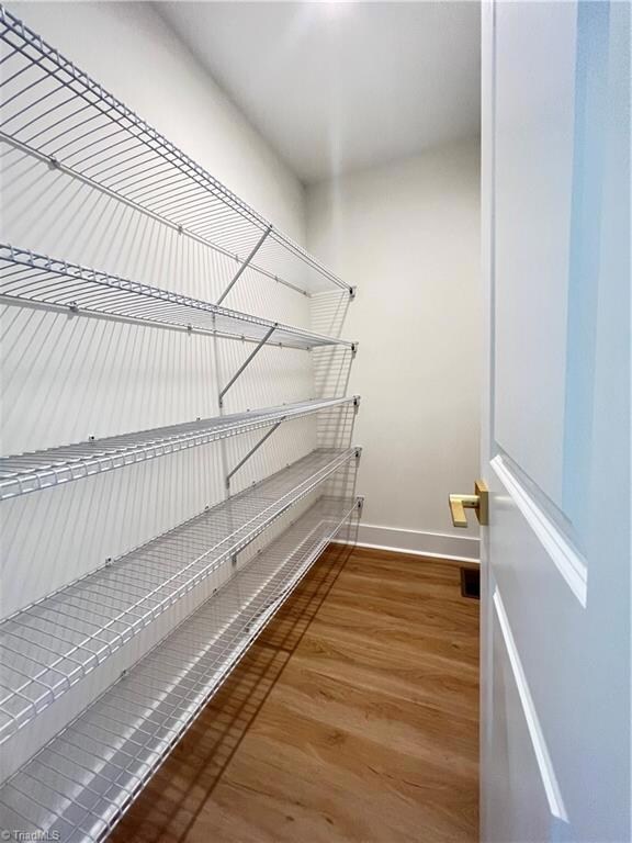 Walk-in Pantry