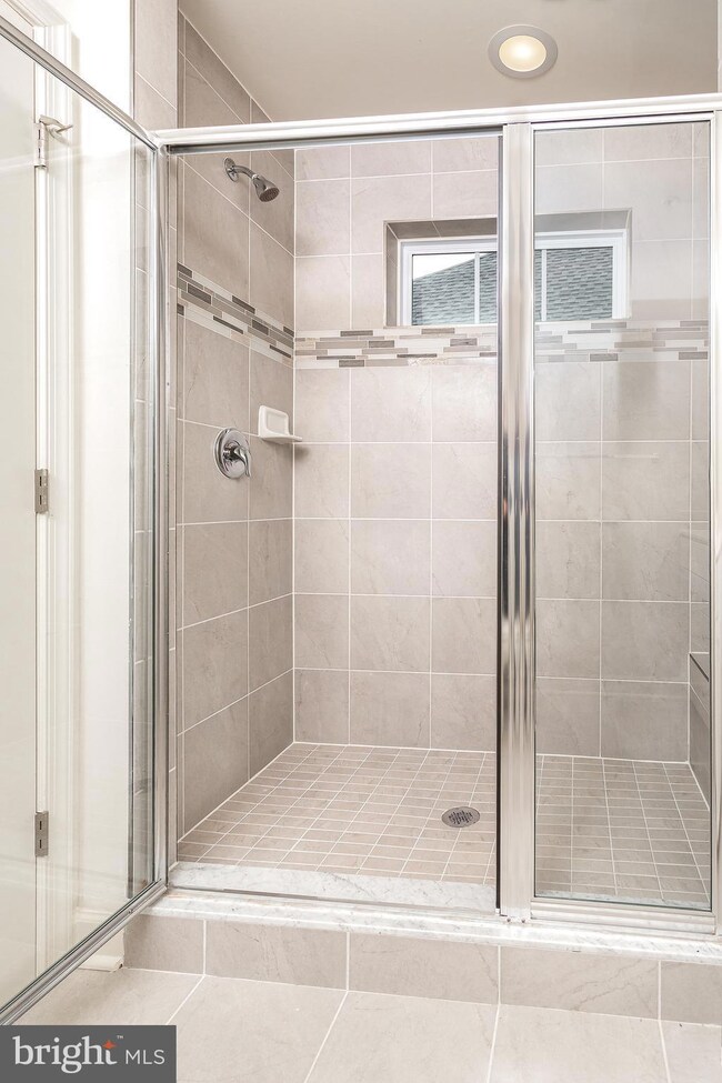 276 Buckeye Cir, La Plata, MD 20646 - photo 7