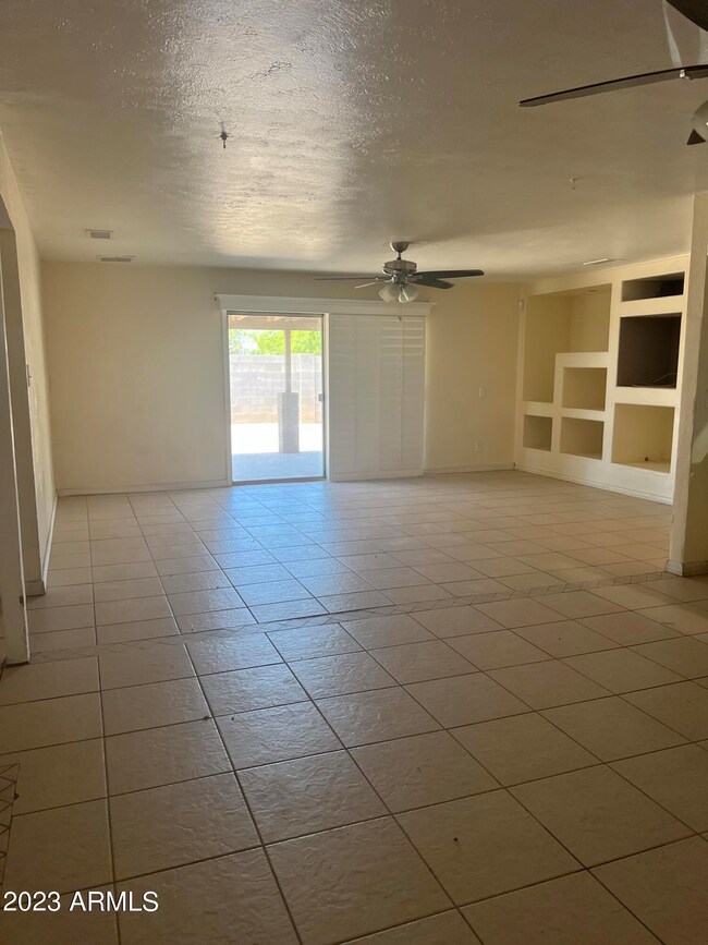 3036 N 43rd Ave, Phoenix, AZ 85031 - photo 3