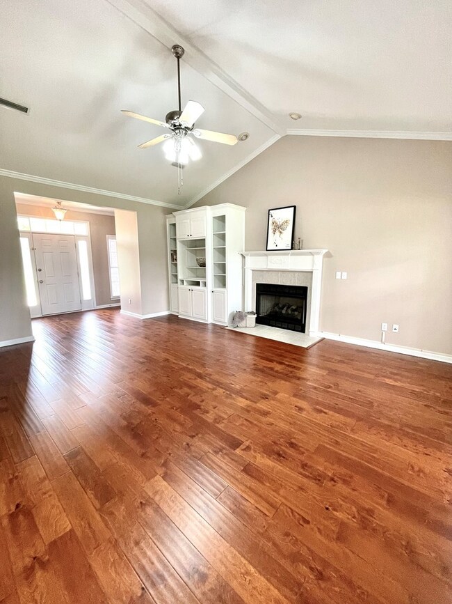 Vaulted ceilings add dimension