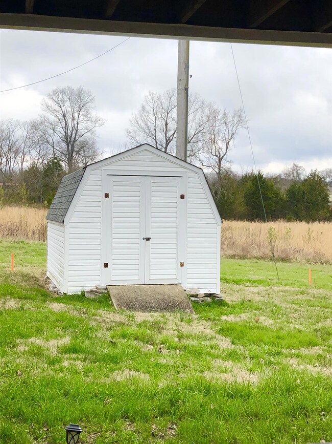 2006 S Cannon Blvd, Shelbyville, TN 37160 - photo 7