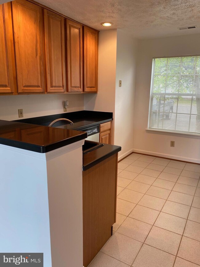 16454 Canvass Back Ct, King George, VA 22485 - photo 3