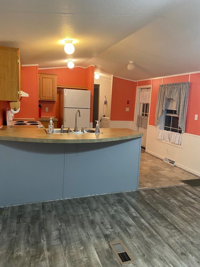 14 Chestnut Rd, North Hampton, NH 03862 - photo 3