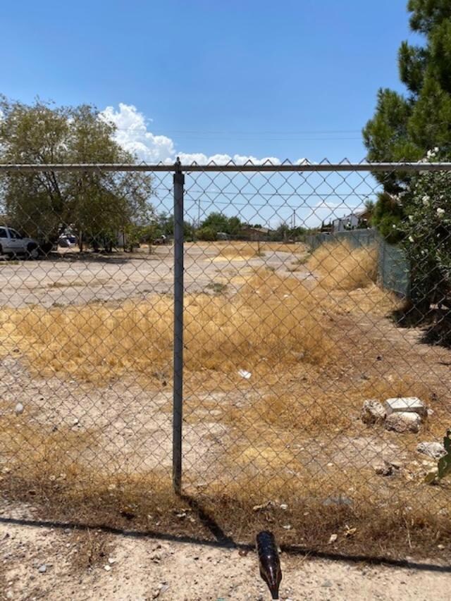 447 Gallagher St, El Paso, TX 79915 - photo 6