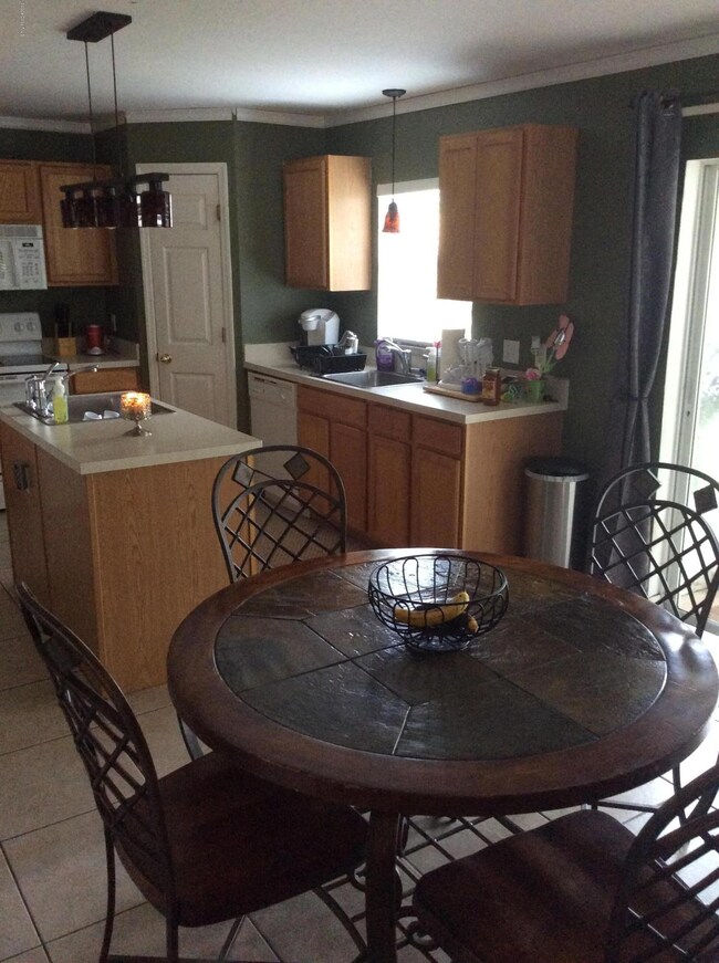 Breakfast nook