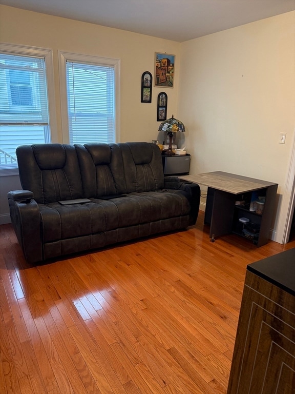 483 Newport Ave unit 1, Quincy, MA 02170 - photo 3