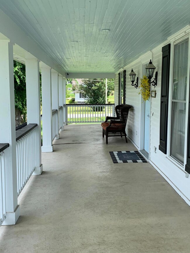 9408 Ocoee St, Ooltewah, TN 37363 - photo 4