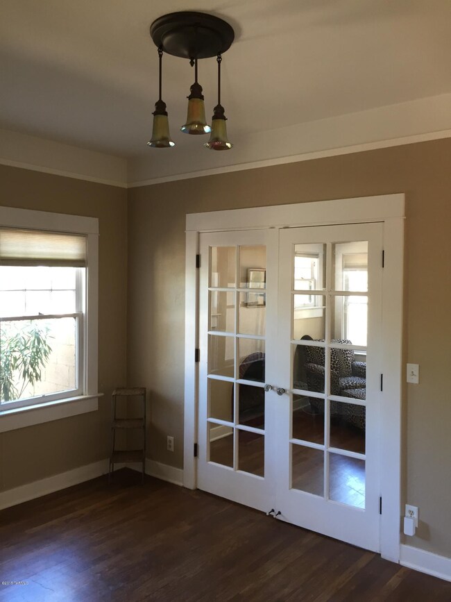 Formal Dining