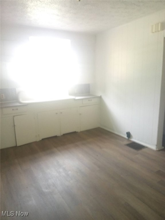 1015 4th St NW, Canton, OH 44703 - photo 3