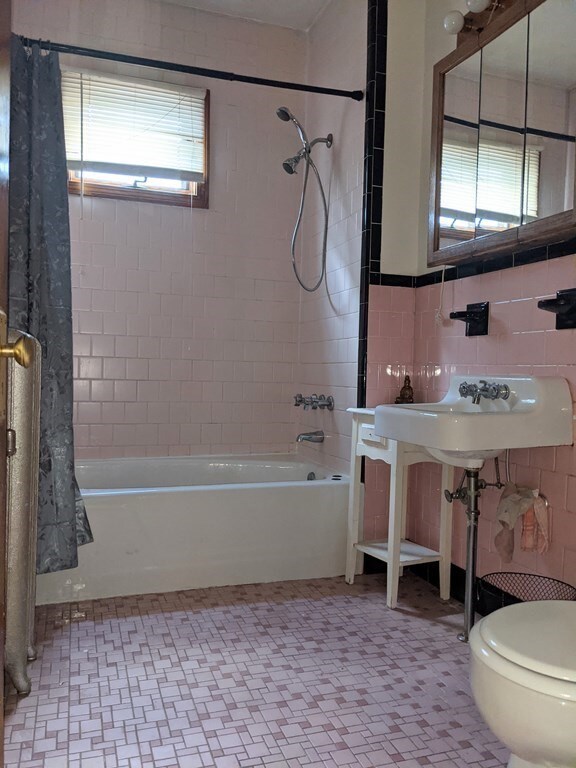 832 Fellsway unit 1, Medford, MA 02155 - photo 5