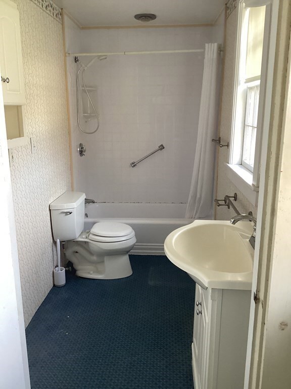 1 Montauk Rd, Brockton, MA 02301 - photo 7