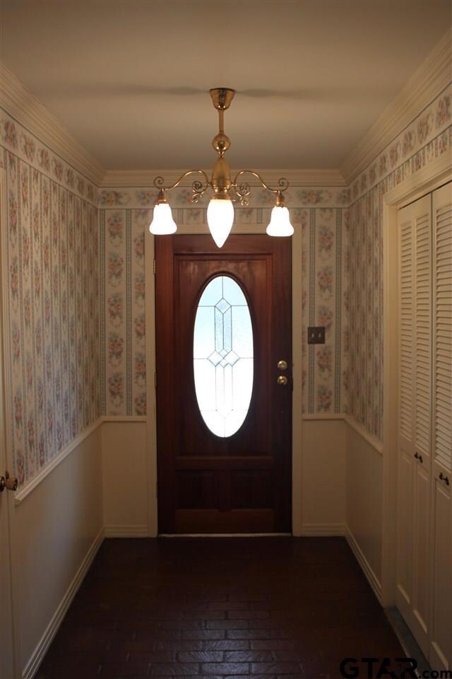 623 623 Fair Ln, Tyler, TX 75701 - photo 2