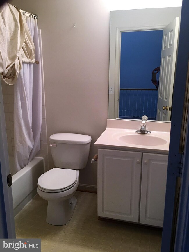 1833 Staley Manor Dr, Silver Spring, MD 20904 - photo 6