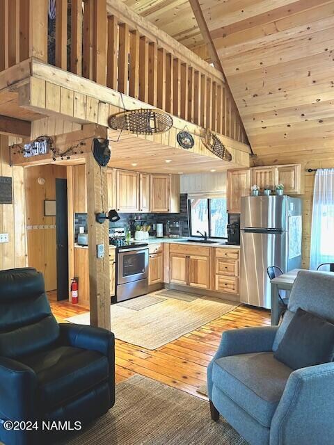 Kitchen/Loft