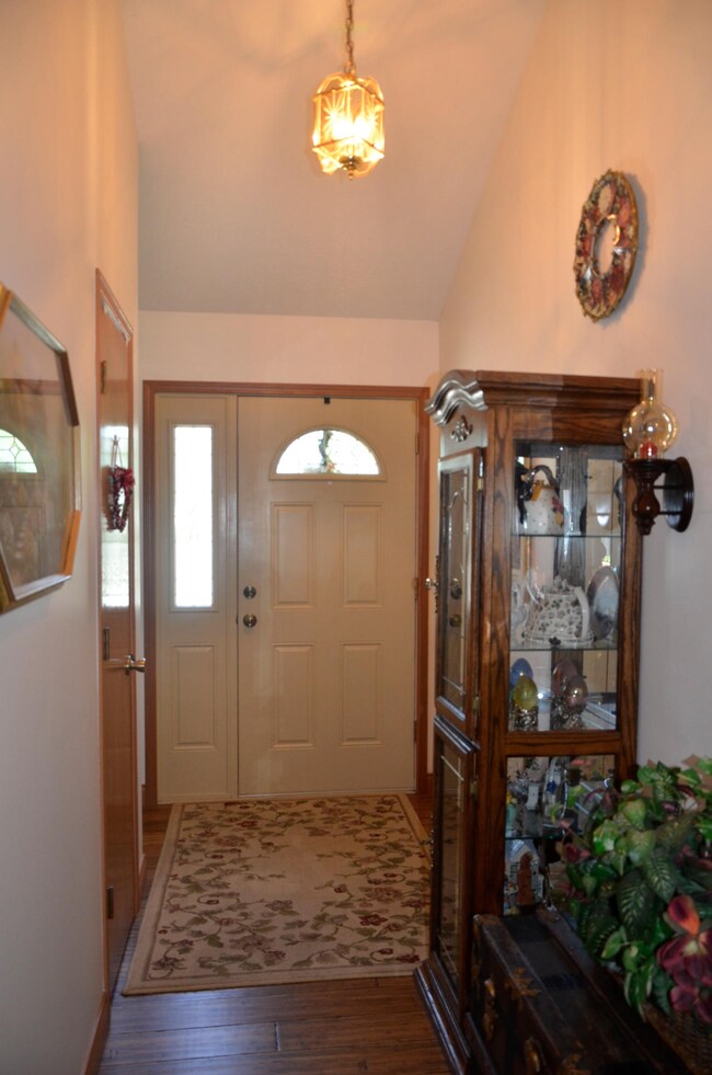 313 Hillcrest Ave, Nixa, MO 65714 - photo 3