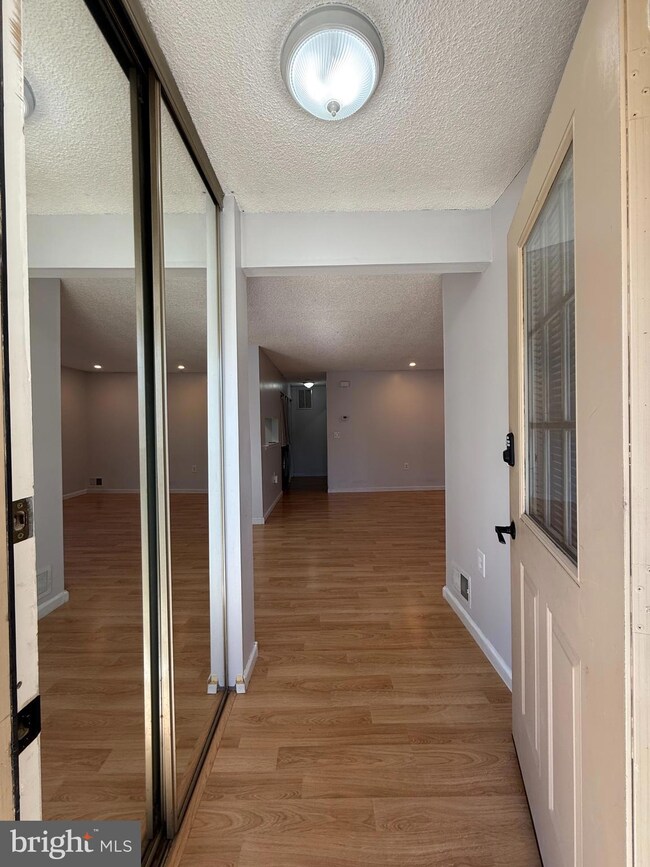 606 Sequoia Ct unit 606, Jackson, NJ 08527 - photo 2