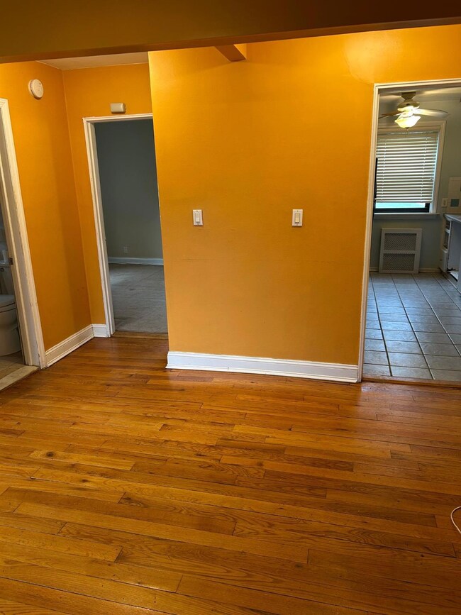 13 W Mill Dr unit 1A, Great Neck, NY 11021 - photo 5