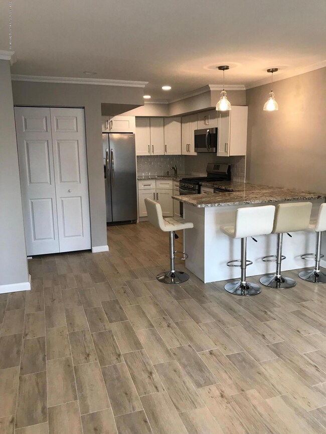 53 Gardenia Ln unit 5, Staten Island, NY 10314 - photo 3