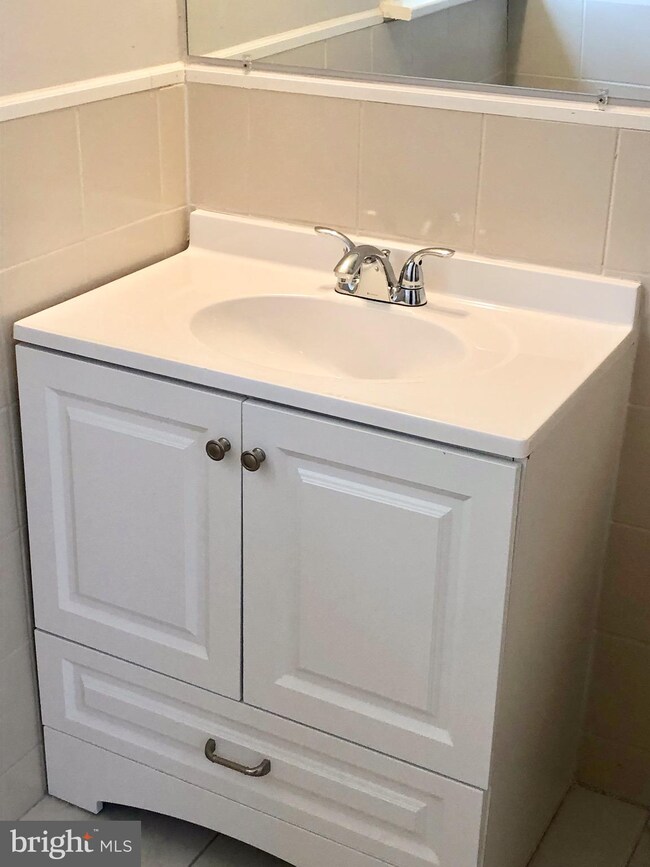 14011 London Ln, Rockville, MD 20853 - photo 6