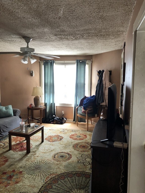 34 Division St, Fall River, MA 02721 - photo 2