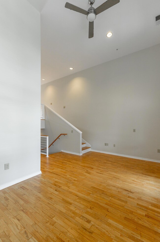 852 East 8th Street HD-3