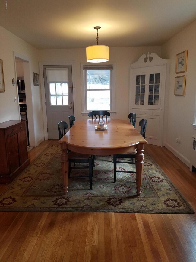 33 Long Meadow Rd, Riverside, CT 06878 - photo 4