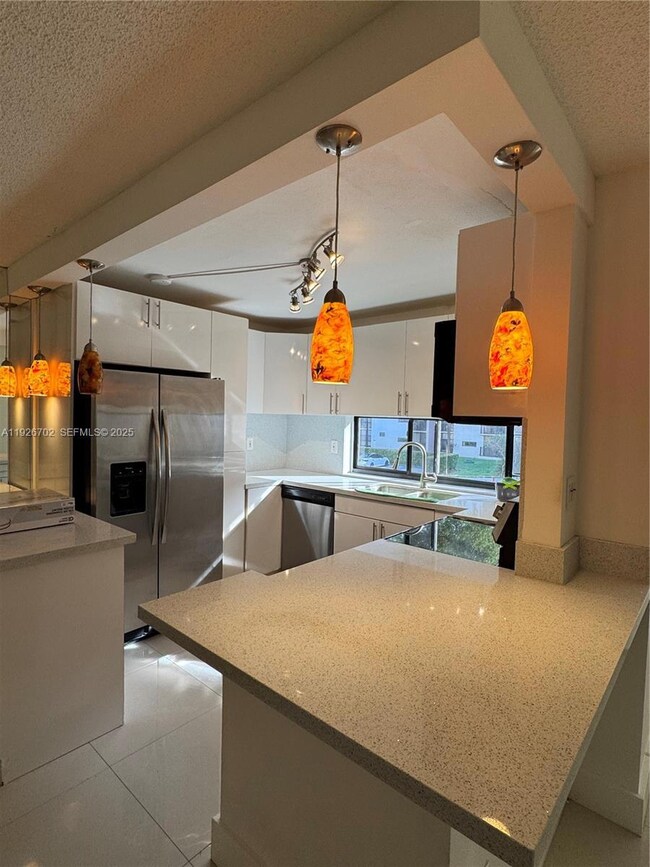 Plaza of the Americas unit 226, Sunny Isles Beach, FL 33160 - photo 6