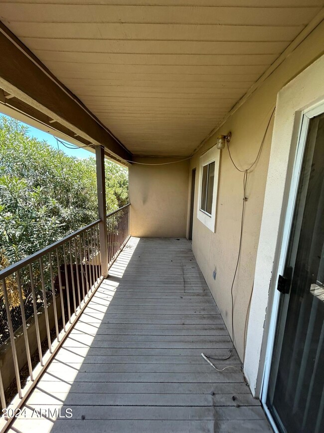 1810 E 8th St unit J, Douglas, AZ 85607 - photo 2