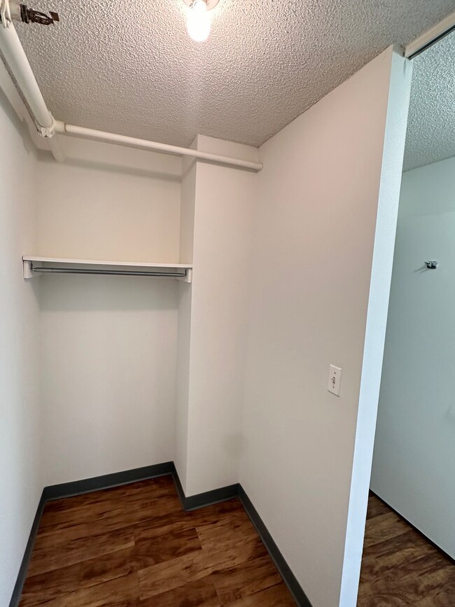 8975 W Golf Rd unit 731, Niles, IL 60714 - photo 4