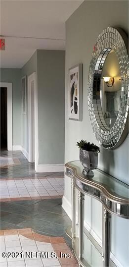 1310 Willow Branch Ave unit 19, Jacksonville, FL 32205 - photo 6