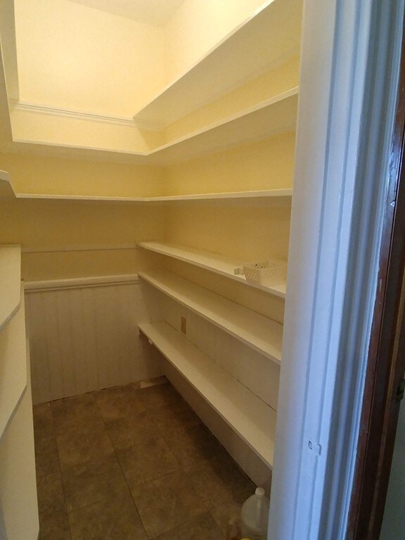 114-1/2 Berkshire St unit 3, Cambridge, MA 02141 - photo 6