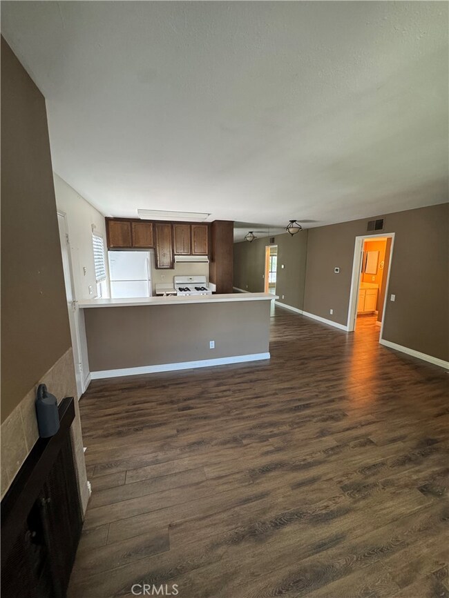 2859 S Fairview St unit D, Santa Ana, CA 92704 - photo 4