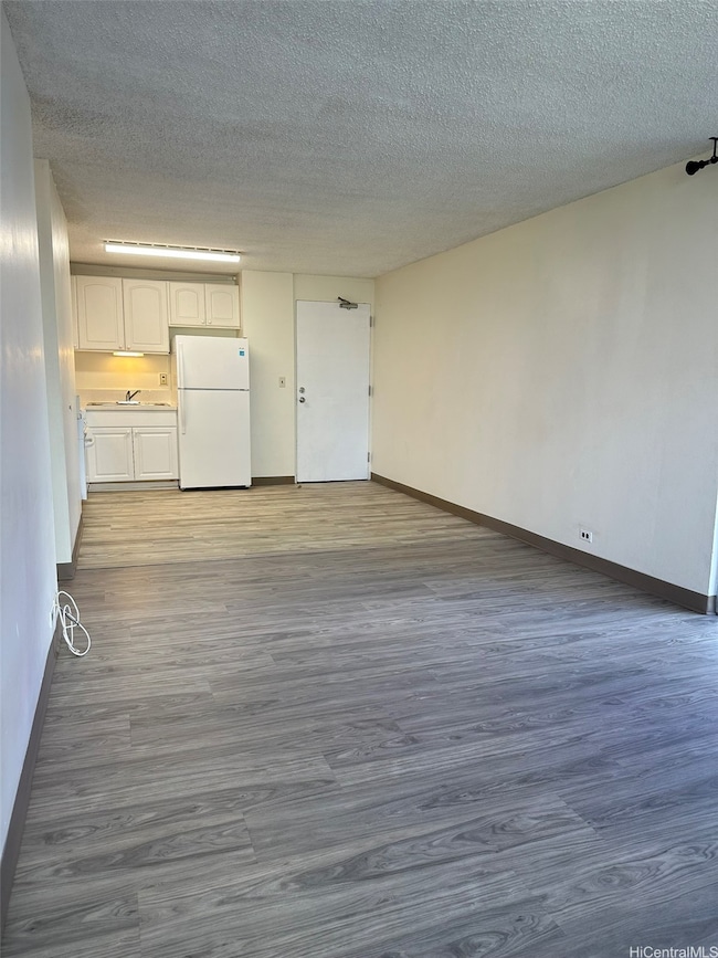 2651 Kuilei St unit B21, Honolulu, HI 96826 - photo 7