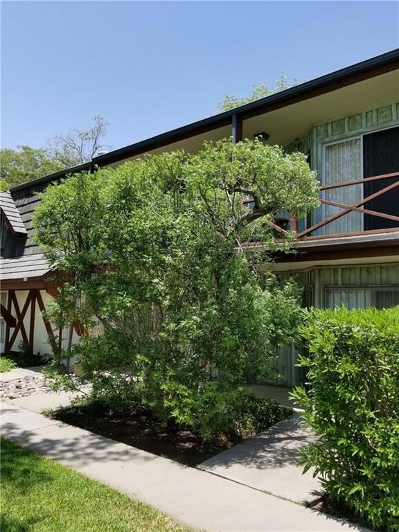 350 Thunderbird Dr unit 54, El Paso, TX 79912 - photo 3