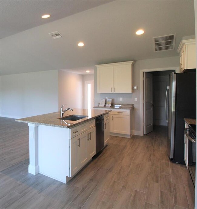 Kitchen 6