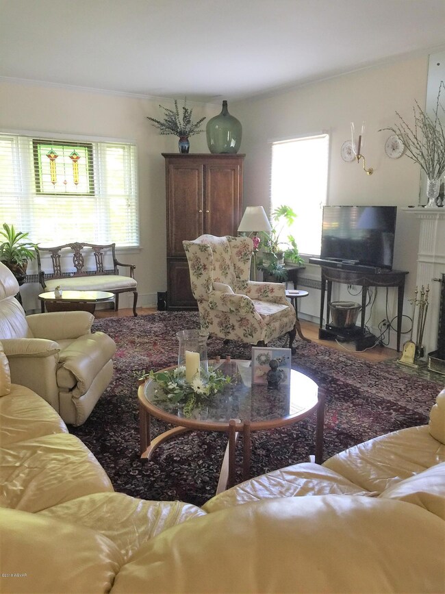 Living Room 1