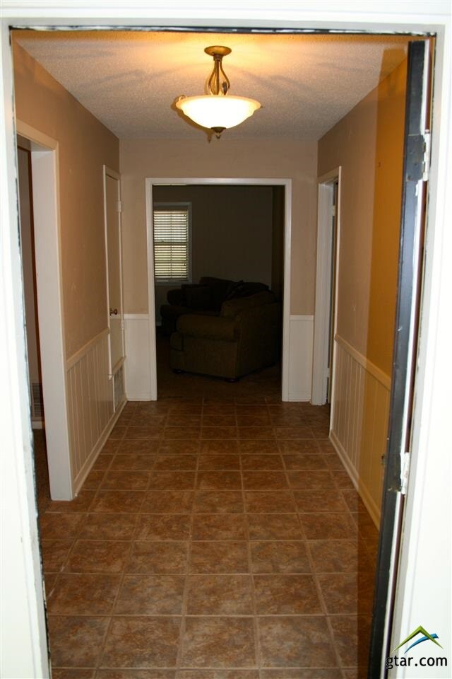 3613 Silverwood Dr, Tyler, TX 75701 - photo 3