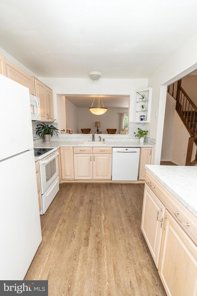 3807 Rolling Way, Nottingham, MD 21236 - photo 7