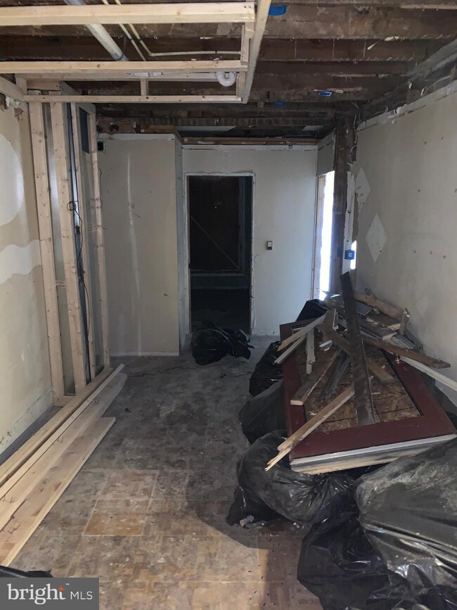 2732 Wilkens Ave, Baltimore, MD 21223 - photo 5