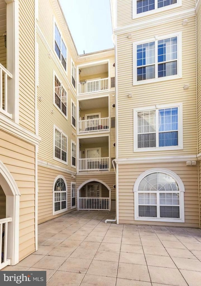 4550 Strutfield Ln unit 2103, Alexandria, VA 22311 - photo 3