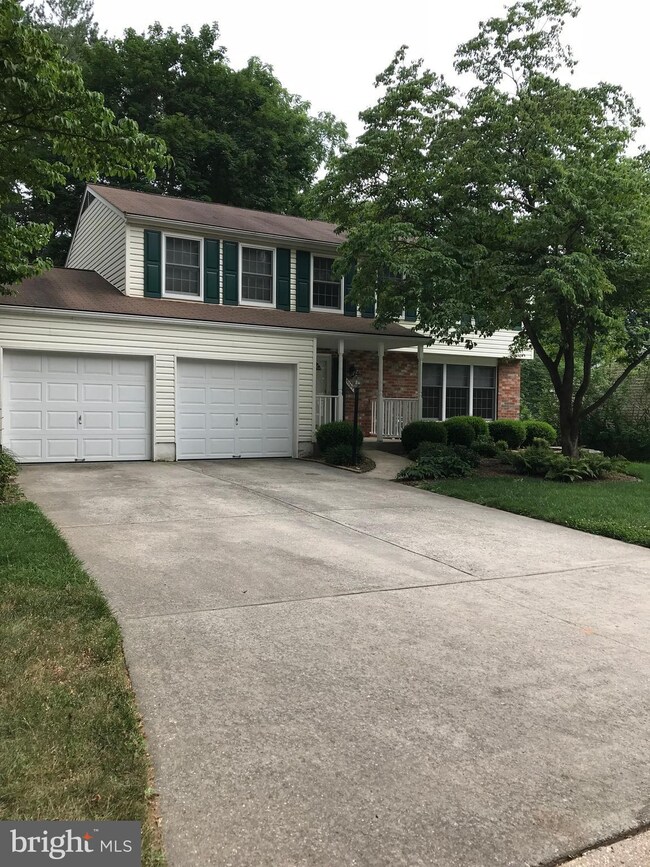 9569 Angelina Cir, Columbia, MD 21045 - photo 2