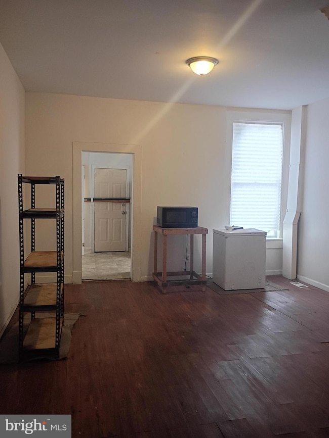 2529 Oswego Ave, Baltimore, MD 21215 - photo 3