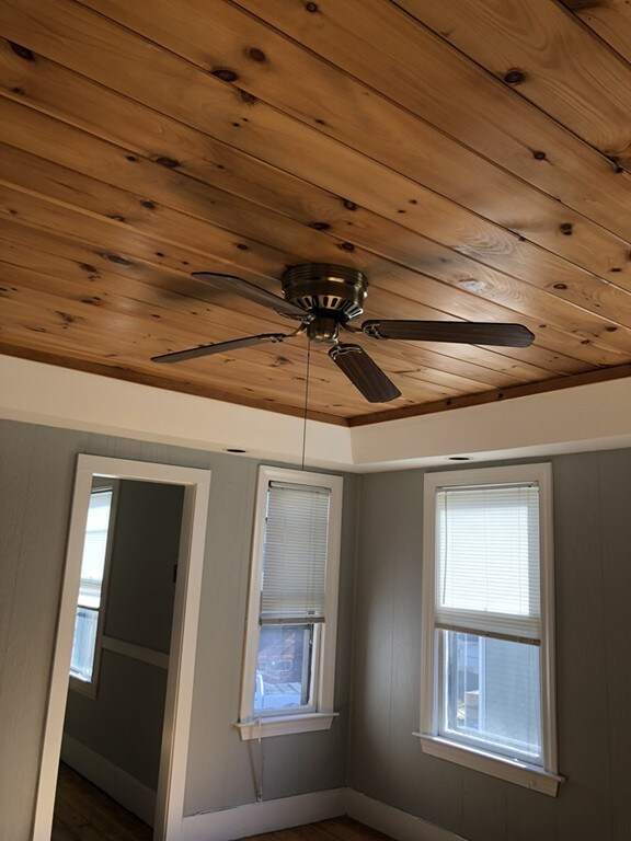 48 Crescent St unit 3, Wakefield, MA 01880 - photo 3