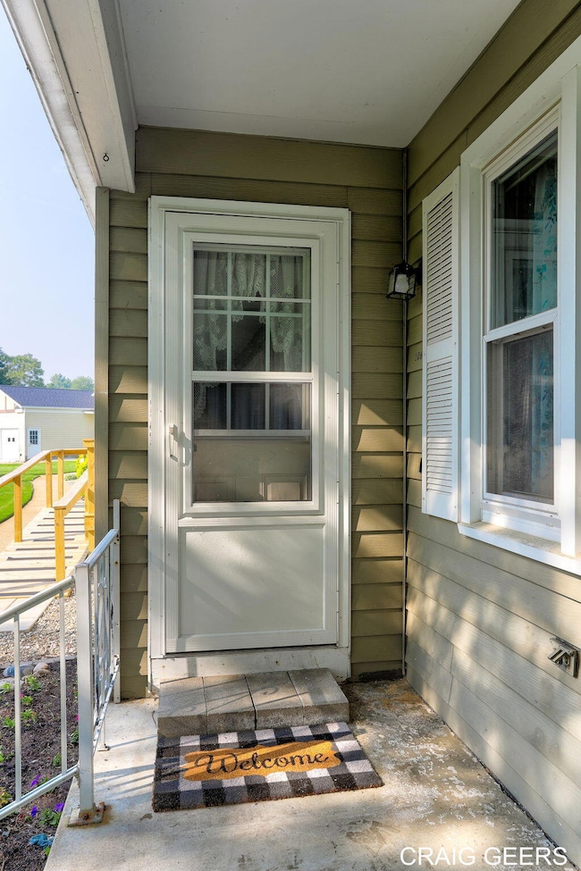 4-web-or-mls-1061-village-ln